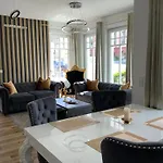 Westend-palais Appartamento *