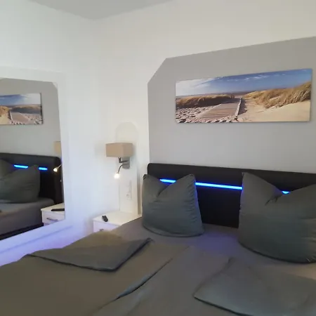 Westend-palais Apartment *